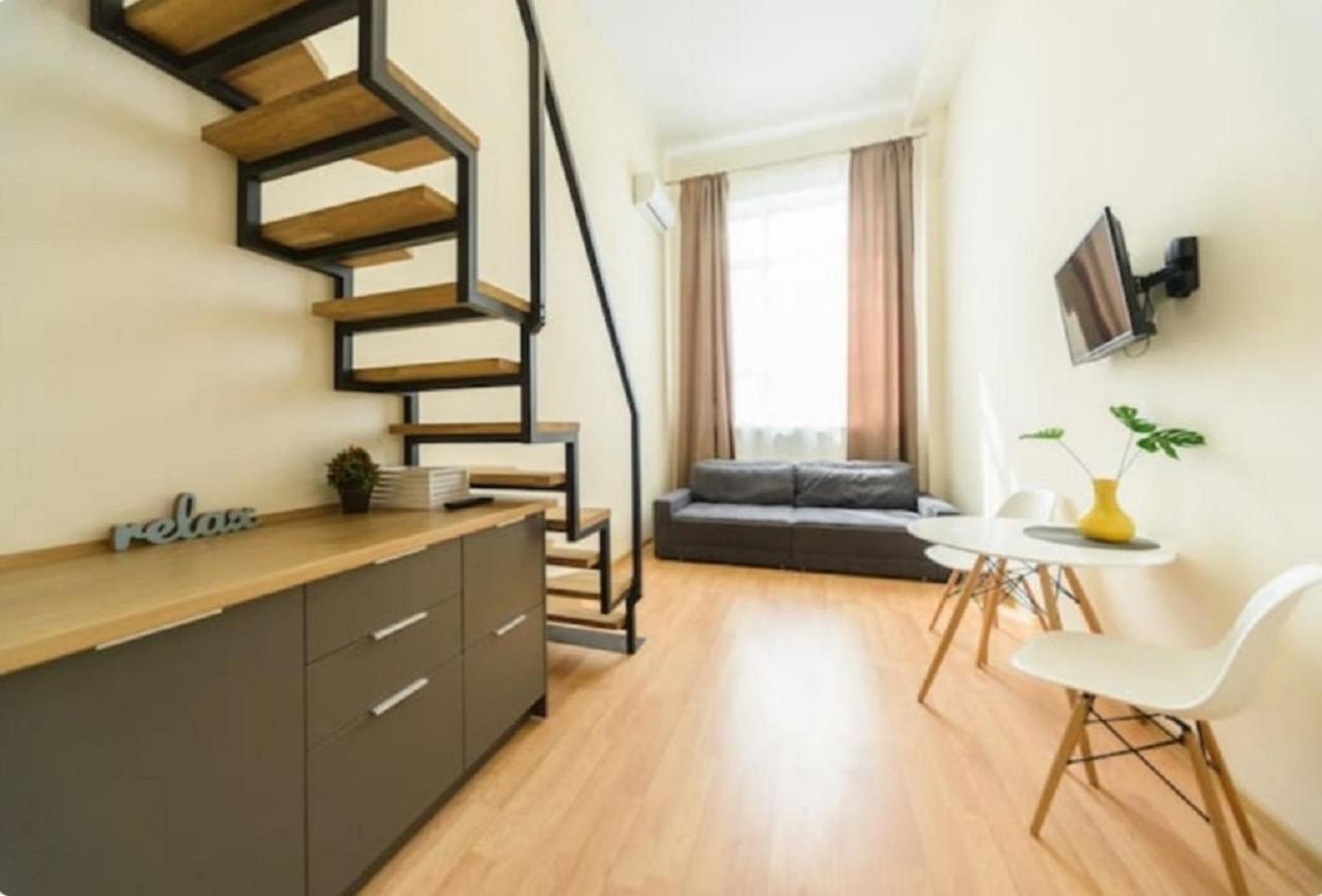 Loft Smart House Lägenhet Kiev Exteriör bild