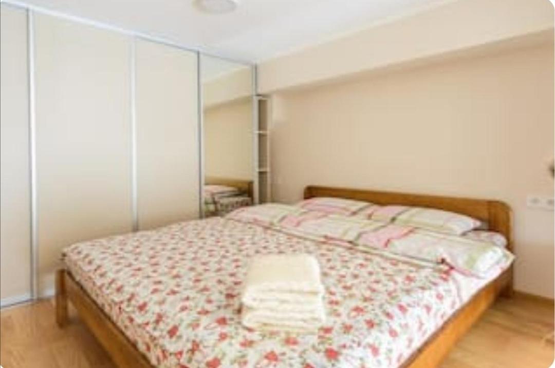 Loft Smart House Lägenhet Kiev Exteriör bild
